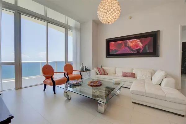 Sunny Isles Beach, FL 33160,15901 Collins Ave #Ph4303