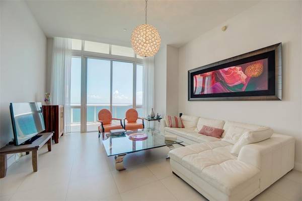 Sunny Isles Beach, FL 33160,15901 Collins Ave #Ph4303