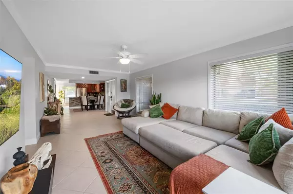 Davie, FL 33325,11927 SW 13th court #-