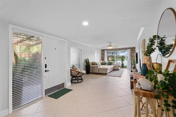 Davie, FL 33325,11927 SW 13th court #-