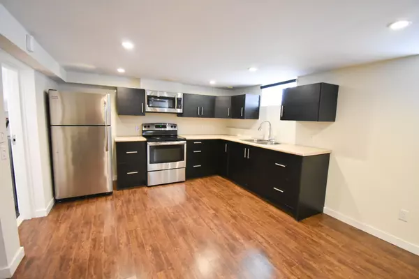 205 Innisfil ST #B, Barrie, ON L4N 3E9