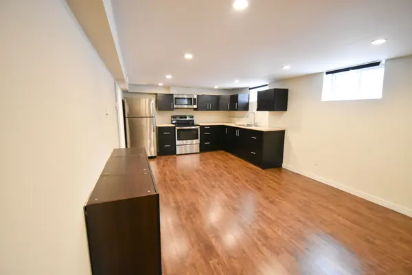 Barrie, ON L4N 3E9,205 Innisfil ST #B