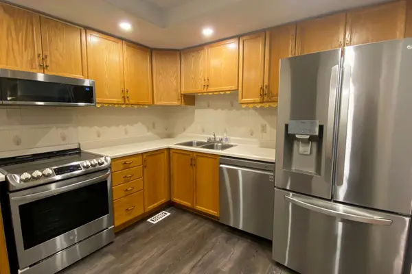 Hunt Club - South Keys And Area, ON K1T 2W2,292 Temby Private