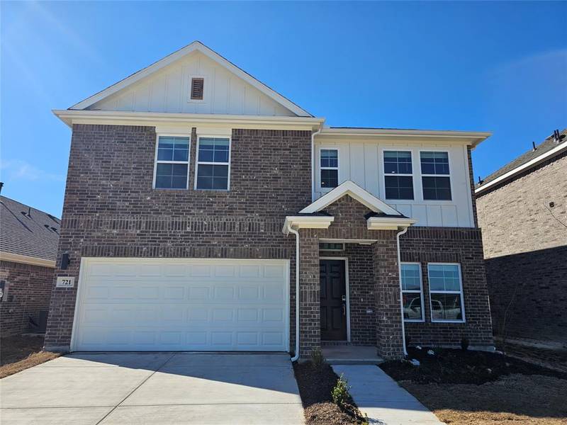 721 Fossil Grove Drive, Royse City, TX 75189