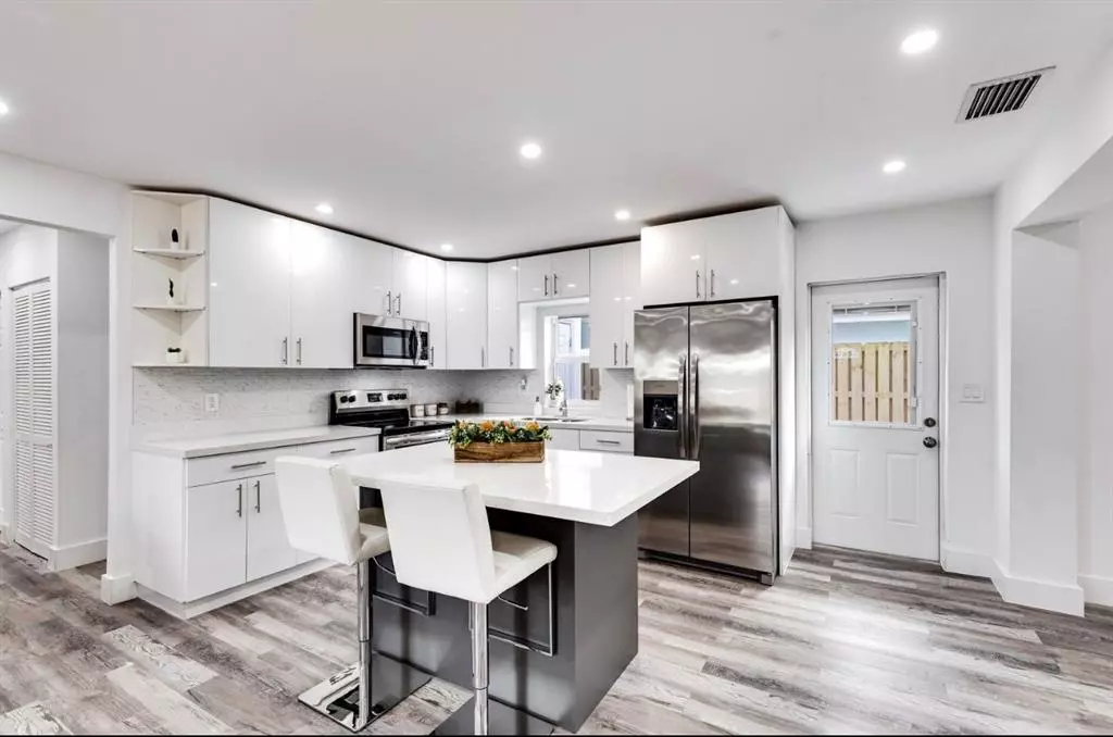 Fort Lauderdale, FL 33315,3201 SW 9th Ave