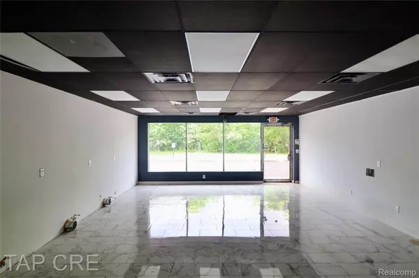 Livonia, MI 48152,27540 7 Mile RD