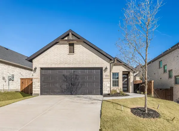 192 Pintail Lane, Rhome, TX 76078