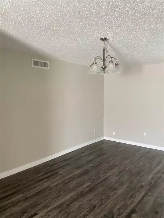 Grand Prairie, TX 75052,802 Las Palmas Drive