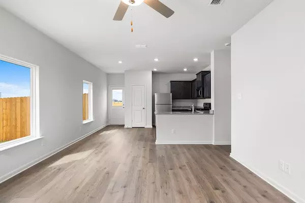 Ponder, TX 76259,8404 White Wolf Trail