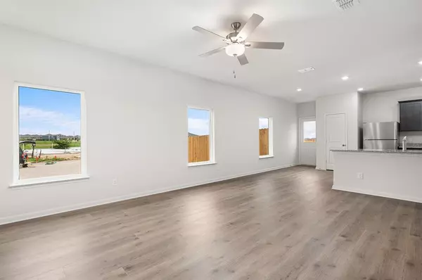 Ponder, TX 76259,8404 White Wolf Trail