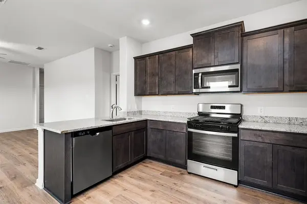 Ponder, TX 76259,8405 White Wolf Trail