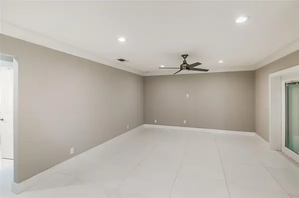 Coconut Creek, FL 33063,880 NW 48th Ave