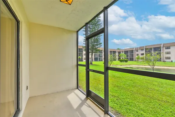 Sunrise, FL 33322,10304 Sunrise Lakes Blvd #106