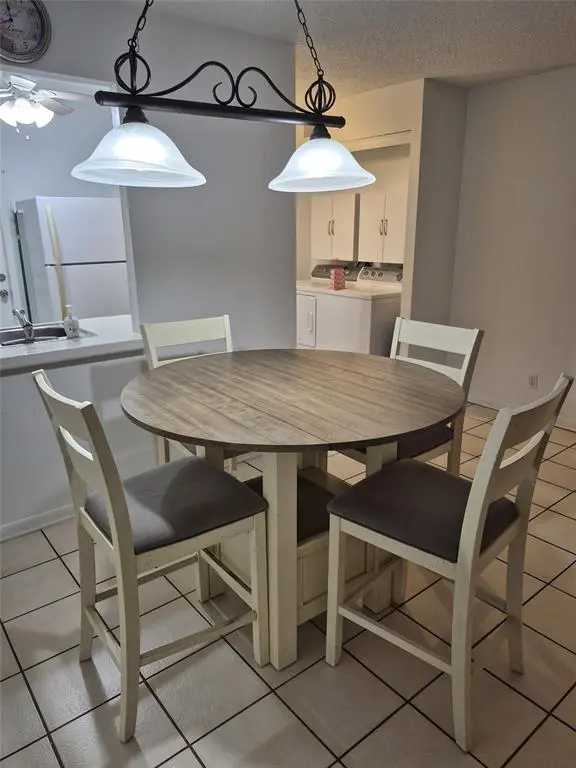 Deerfield Beach, FL 33441,560 SE 2nd Ave #H2