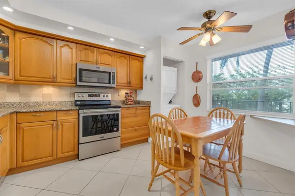 Margate, FL 33063,7340 Lake Circle Dr #301