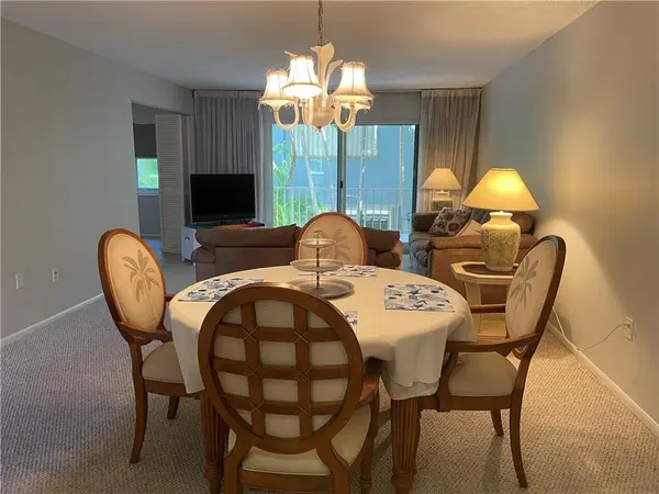 Lauderdale By The Sea, FL 33308,4629 Poinciana St #211