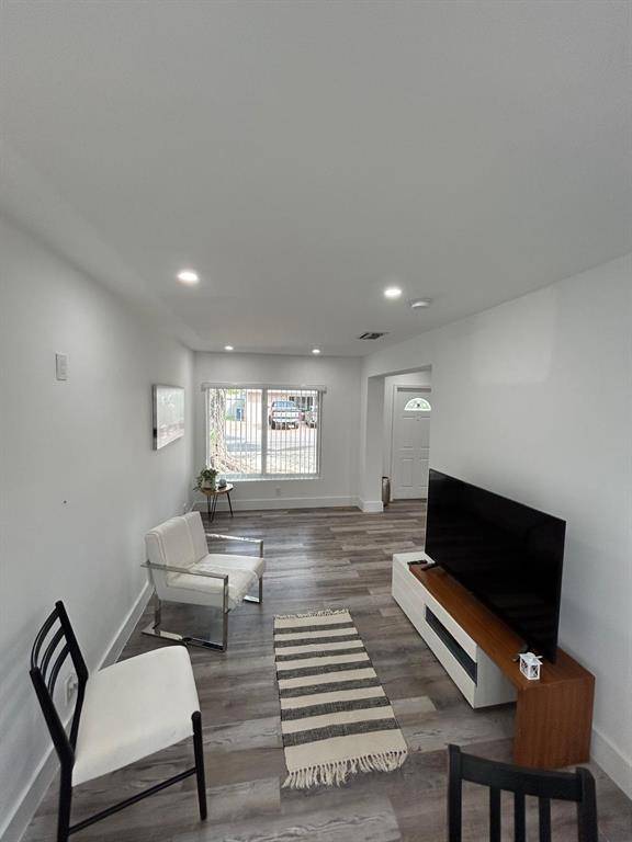 Fort Lauderdale, FL 33315,3201 SW 9th  Ave