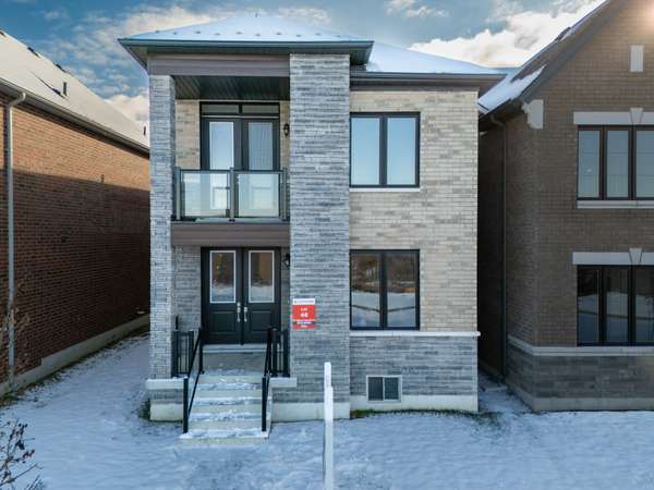 21 Albert Newell DR, Markham, ON L6B 1R8