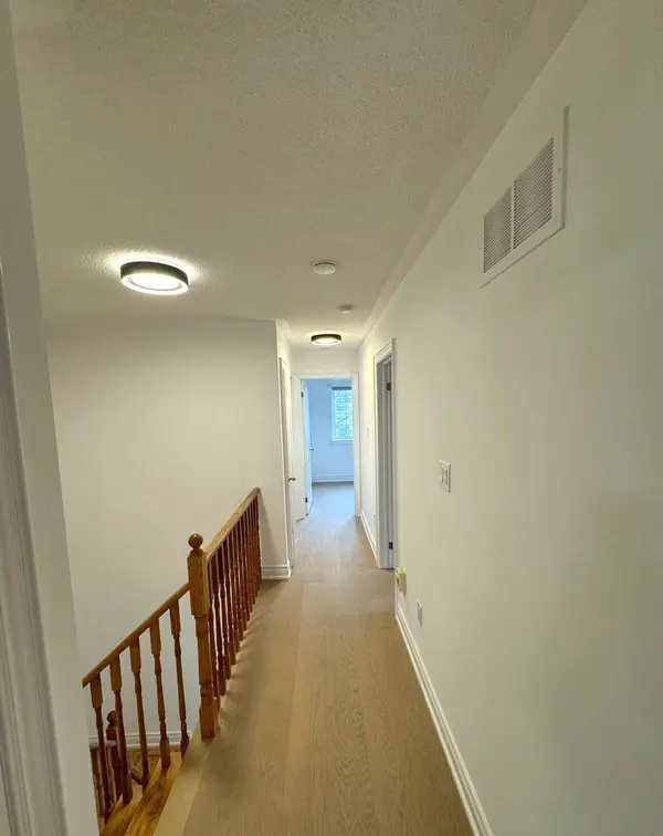 Newmarket, ON L3X 2Z7,169 Flagstone WAY