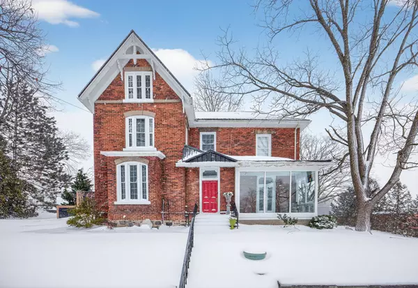 Penetanguishene, ON L9M 1K7,26 Robert ST E