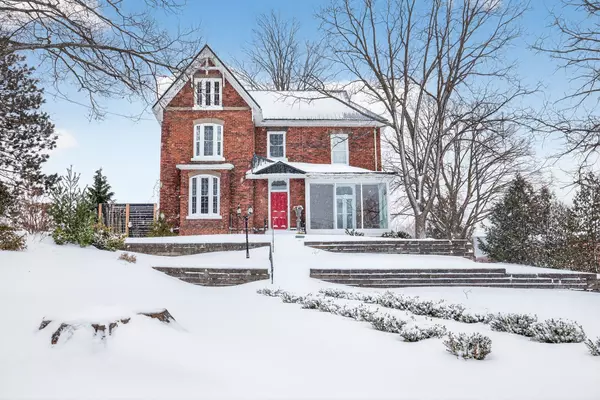 Penetanguishene, ON L9M 1K7,26 Robert ST E