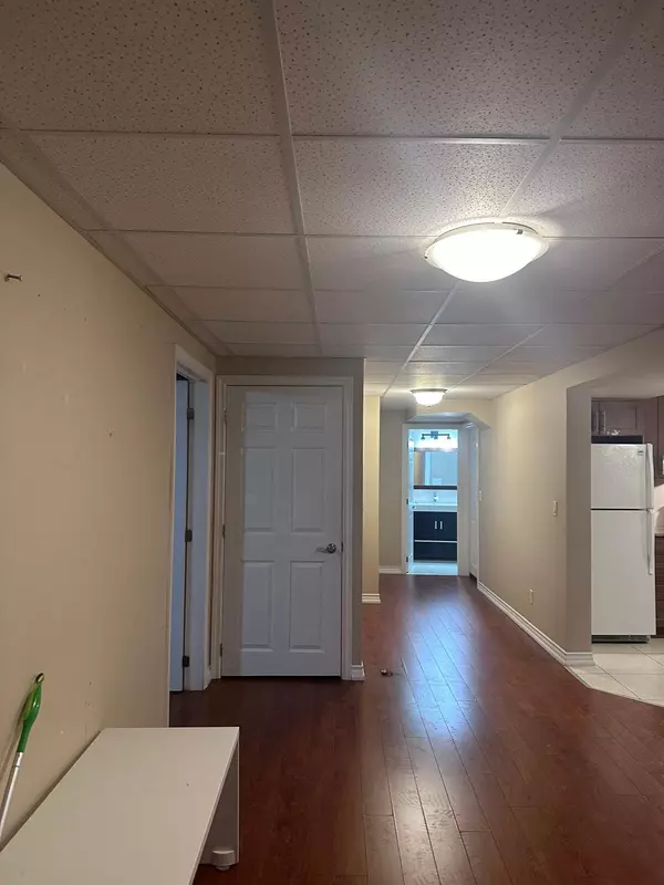 Mississauga, ON L5N 6M9,7285 Aspen AVE