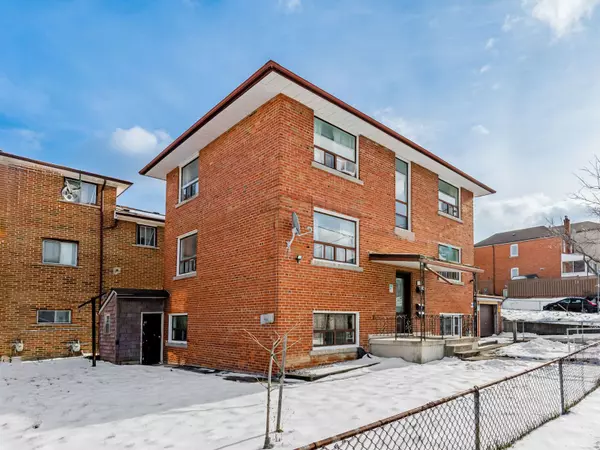 Toronto W03, ON M6M 3L6,1 Lacey AVE #2