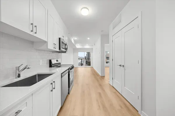 Orleans - Cumberland And Area, ON K4A 5T8,3600 Brian Coburn BLVD #204