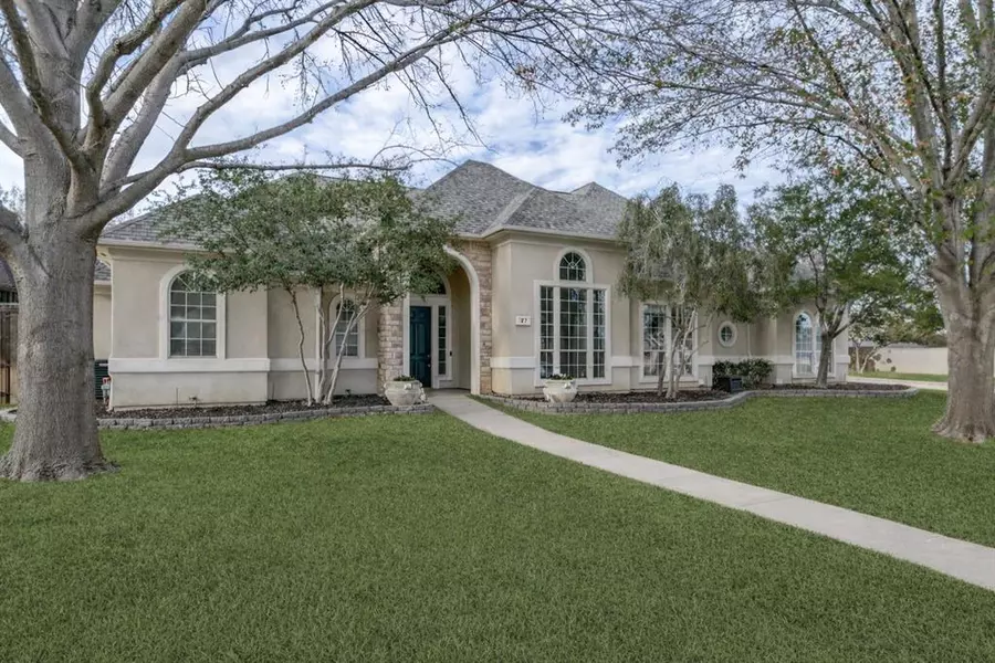 27 Panorama Trail, Trophy Club, TX 76262