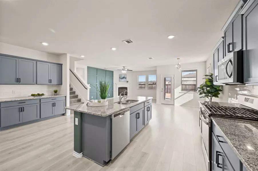 6313 Tudor Place, Celina, TX 76227