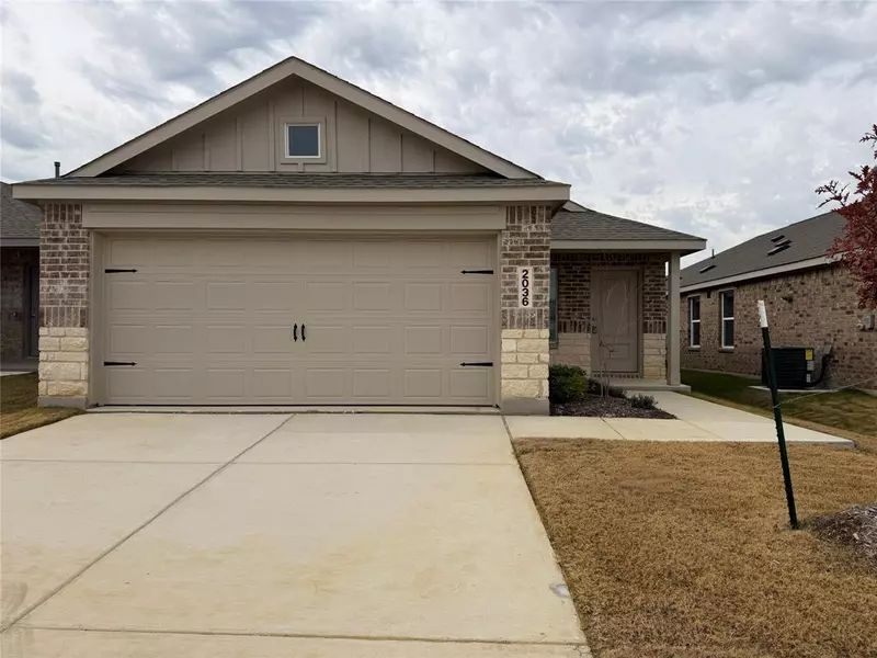 2036 Sulky Lane, Aubrey, TX 76227