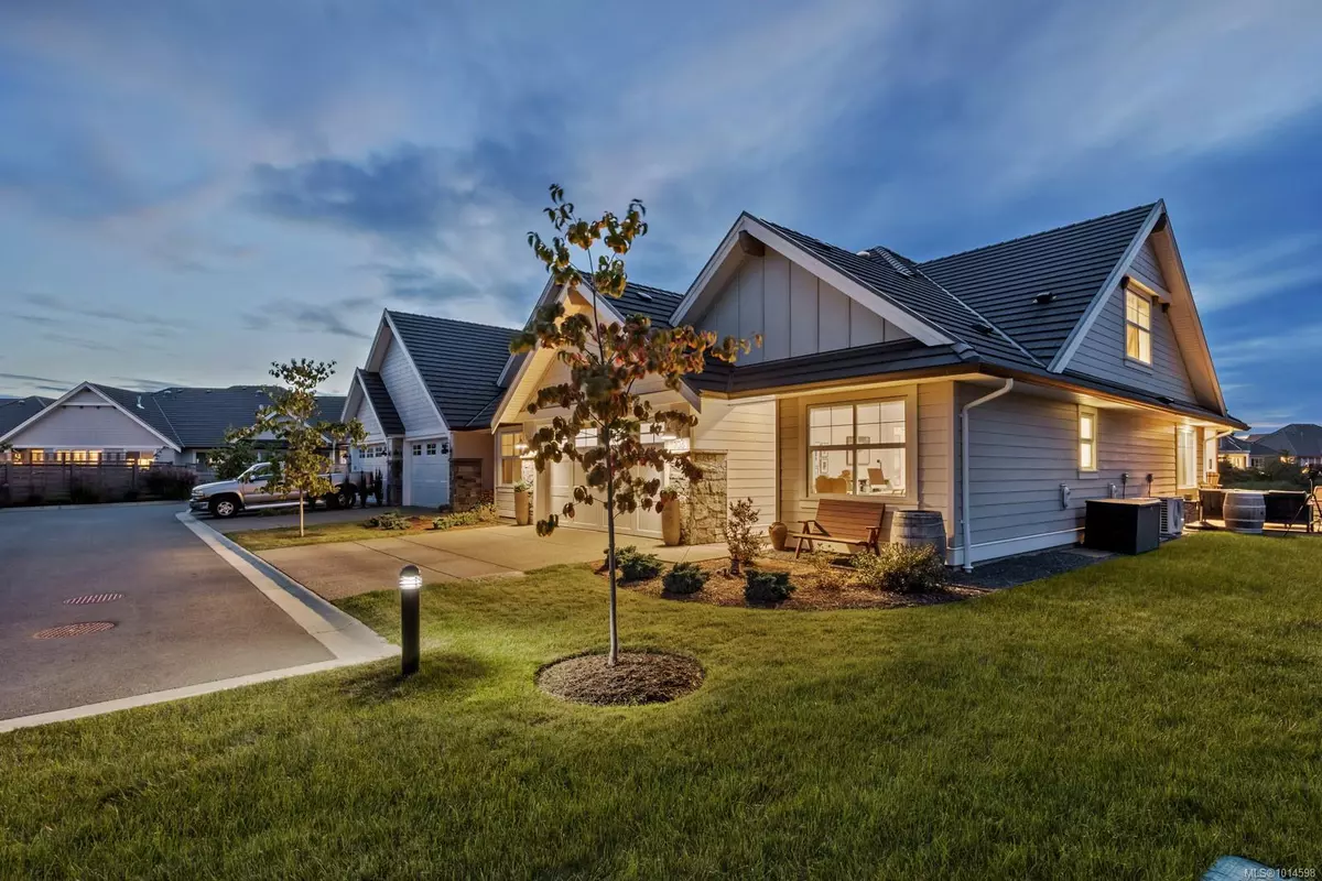 Courtenay, BC V9N 0B8,1444 Crown Isle Dr #106