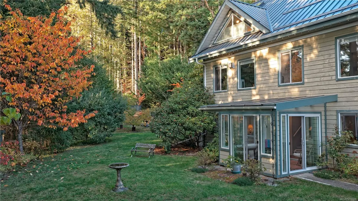 Salt Spring, BC V8K 1H8,178 Elizabeth Dr