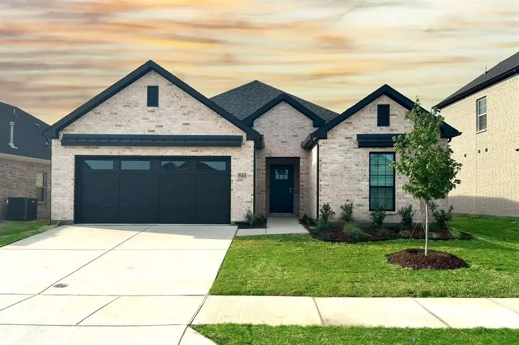 Lavon, TX 75166,544 Oak Creek Drive