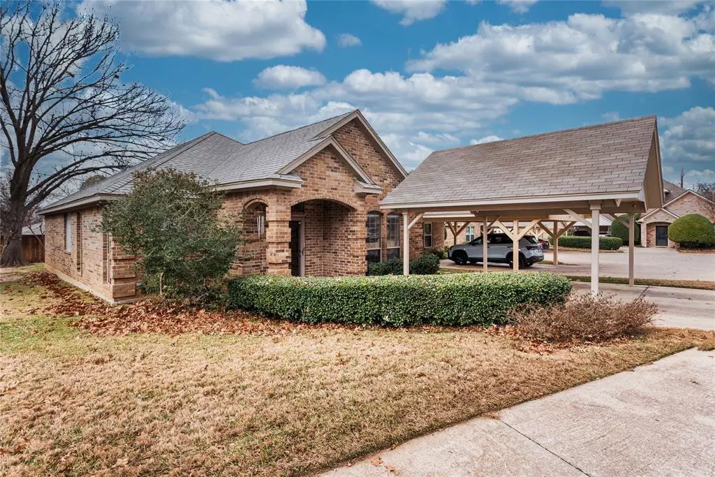 Arlington, TX 76015,2881 Inniswood Circle