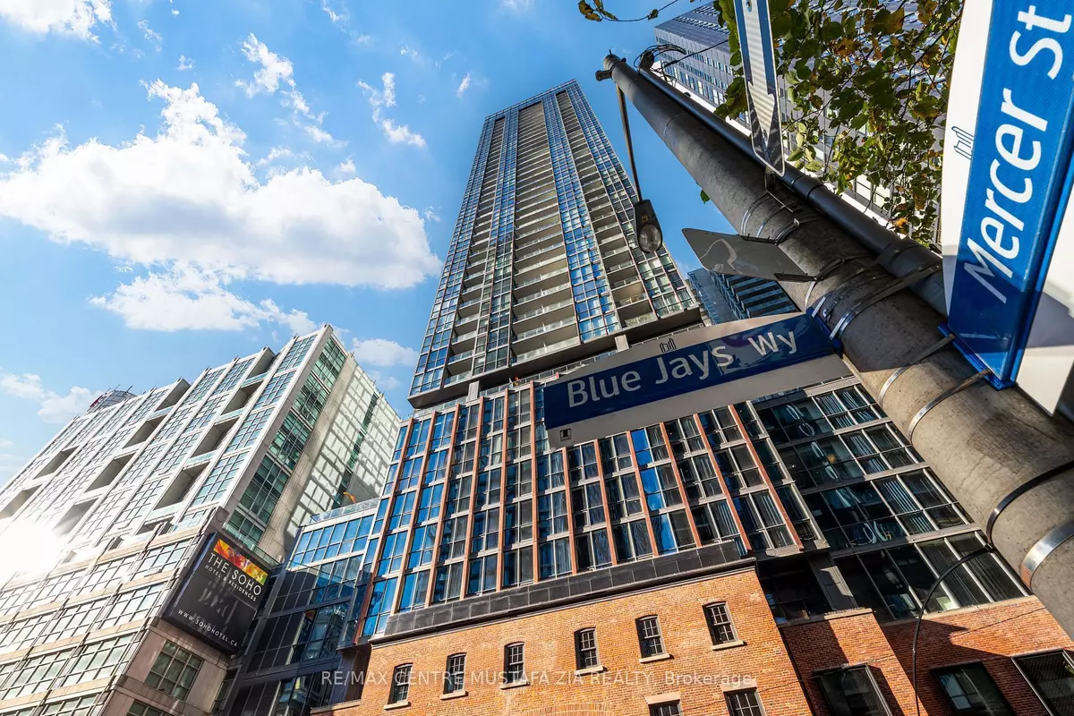 Toronto C01, ON M5V 2G3,88 Blue Jays WAY #3502