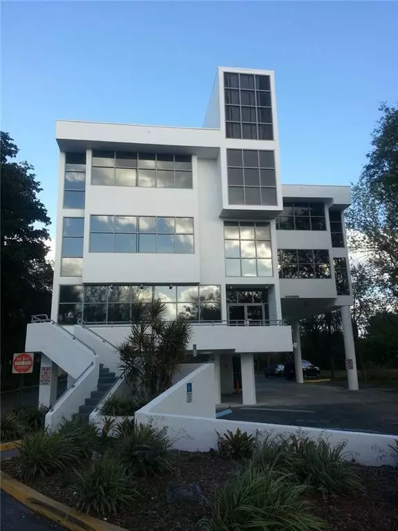 Tamarac, FL 33321,8400 N UNIVERSITY DR #216