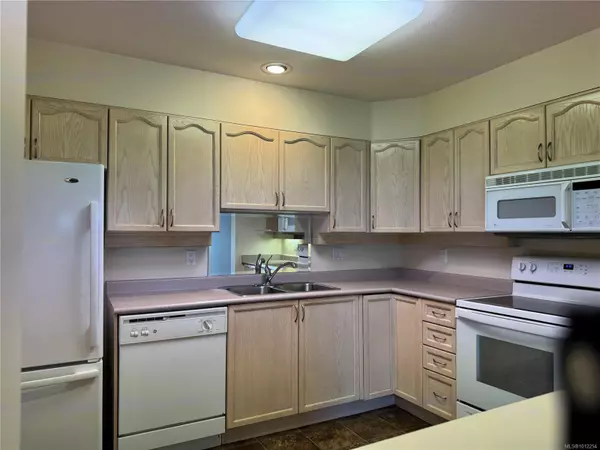 Campbell River, BC V9W 6Z1,2055 Galerno Rd #26