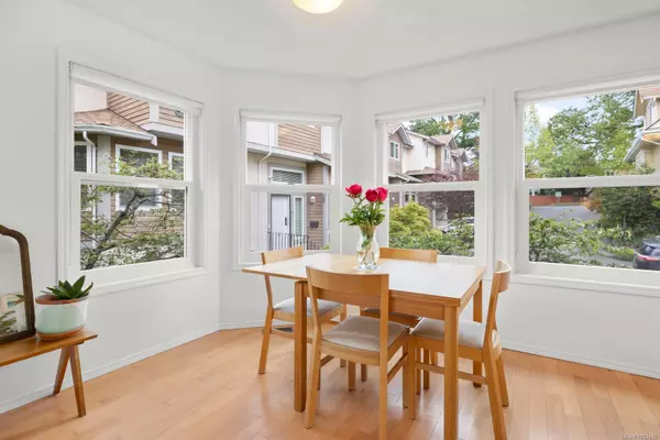 Saanich, BC V8Z 3G4,4580 West Saanich Rd #10