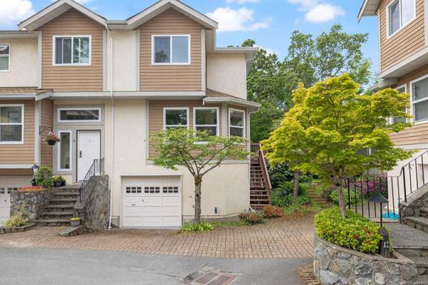 4580 West Saanich Rd #10, Saanich, BC V8Z 3G4