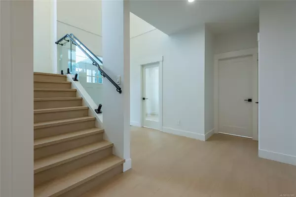 Campbell River, BC V9H 0G4,748 Beaver Creek Blvd