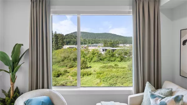 Langford, BC V9B 7B7,1371 Goldstream Ave #614