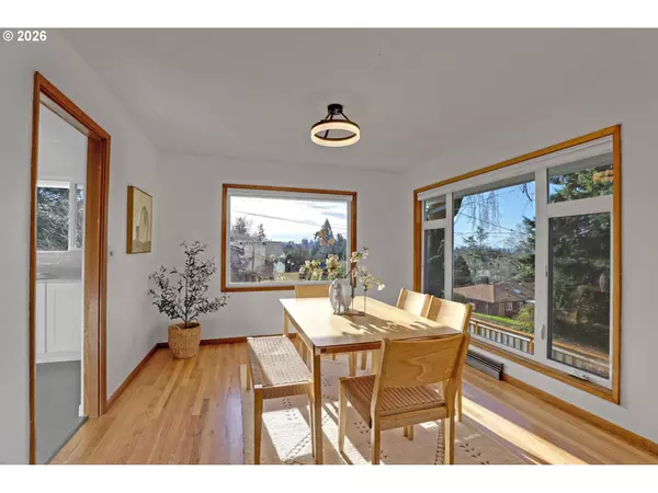 Portland, OR 97239,3360 SW HAMILTON ST