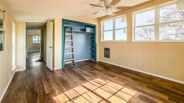 Duncanville, TX 75137,719 E Highway 67