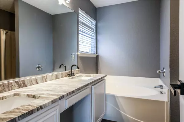 Cedar Hill, TX 75104,620 Kristi Lane