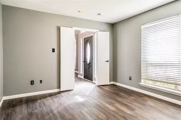 Cedar Hill, TX 75104,620 Kristi Lane