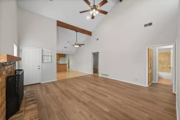 Arlington, TX 76017,5202-5204 Yucca Drive