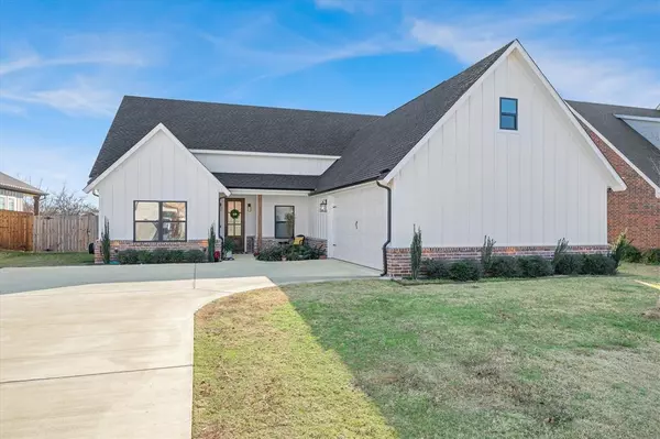 Canton, TX 75103,1825 Meadowview