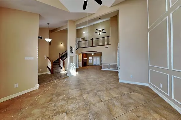 Grapevine, TX 76051,2148 Steeplewood Drive