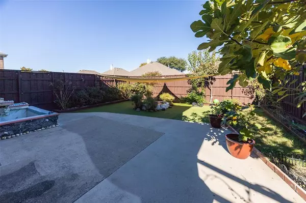 Mckinney, TX 75072,9216 Sterling Gate Drive